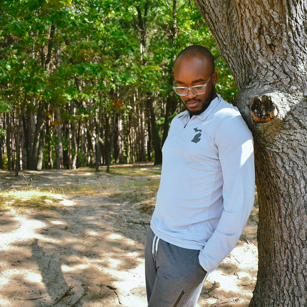 Men's RUN MICH Stacked Performance Tech 1/4 Zip 3.0 - Silver Cloud/Light Gray Woven Square Patch w/ White Gazelle