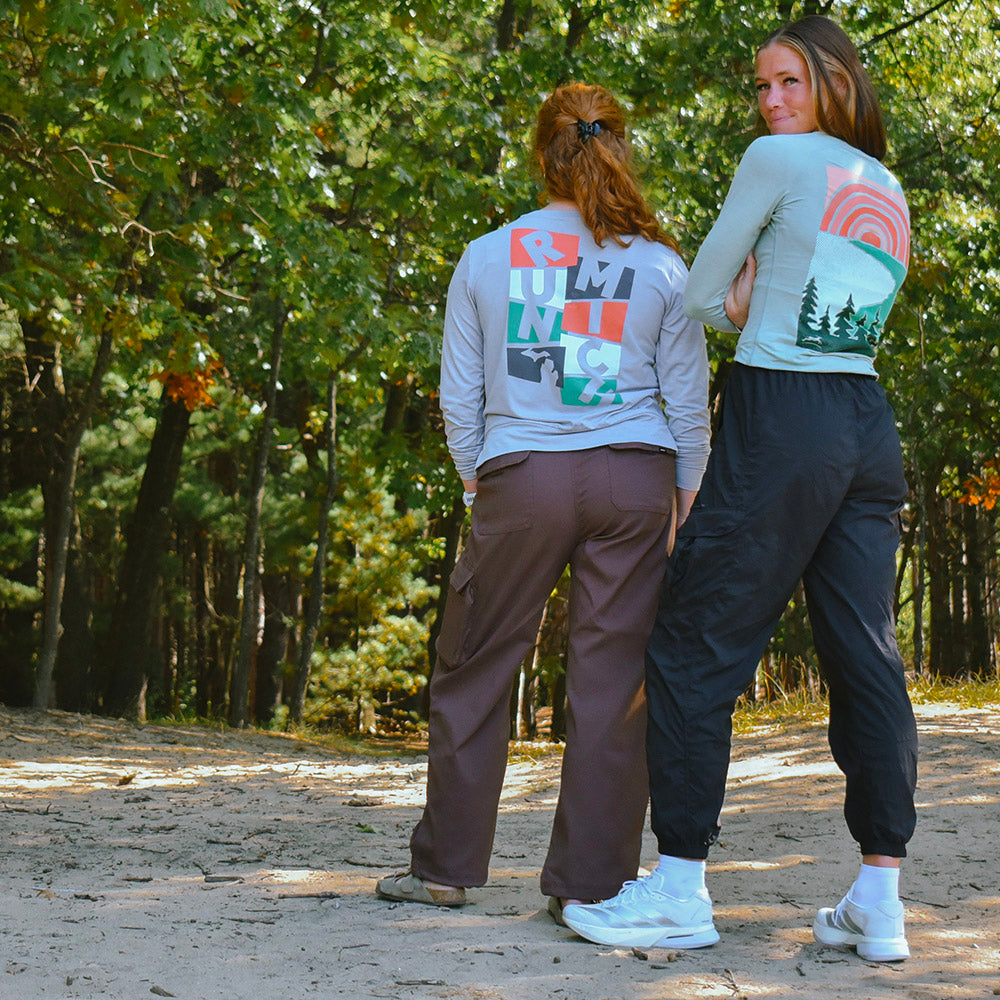 Women's RUN MICH Stacked Performance Tech Crewneck Sweatshirt 2.0 - Silver Cloud/White Woven Square Patch w/ Light Gray Gazelle