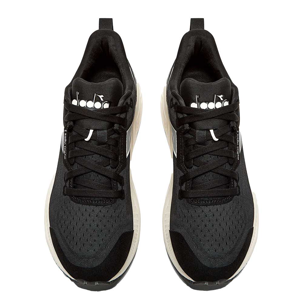Women's Mythos Blushield Vigore 2 Running Shoe - Black/Whisper White - Regular (B)