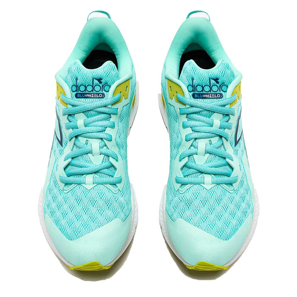 Women's Mythos Blushield Volo 3 Running Shoe - Aruba Blue/Blue Opal - Regular (B)