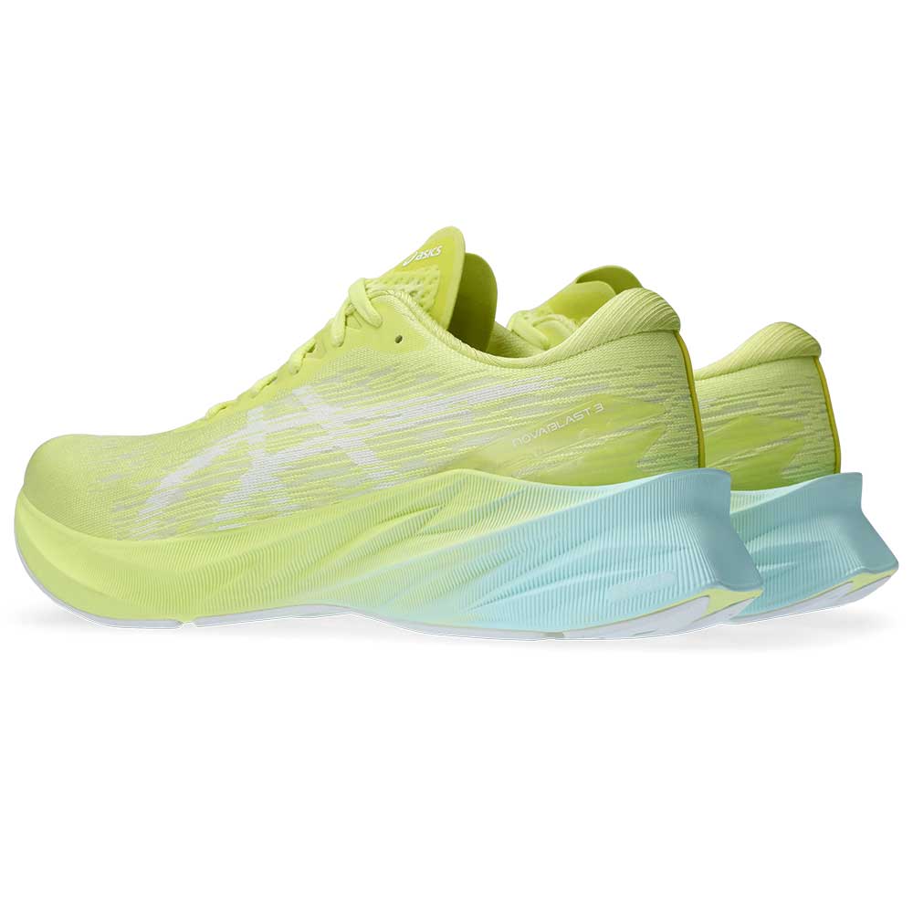 Men's Novablast 3 Running Shoe - Glow Yellow/White- Regular (D)