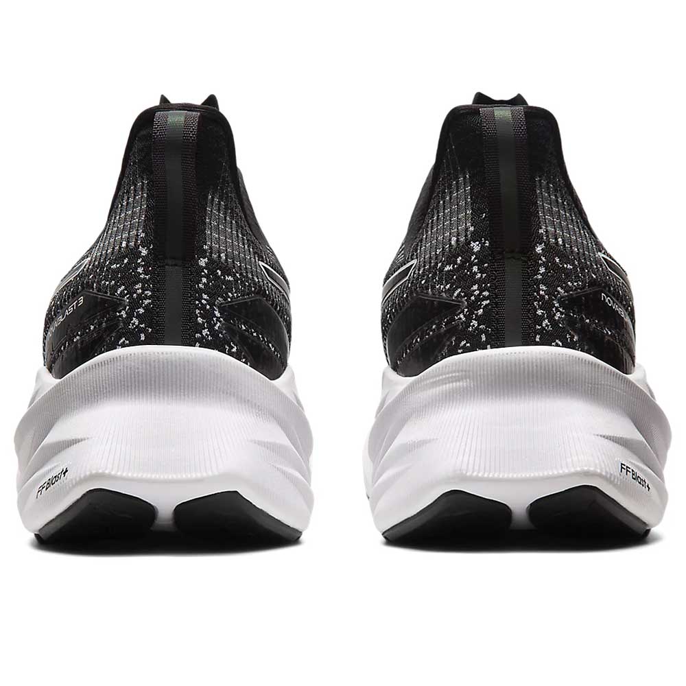Men's Novablast 3 LE Running Shoe - Black/White - Regular (D)