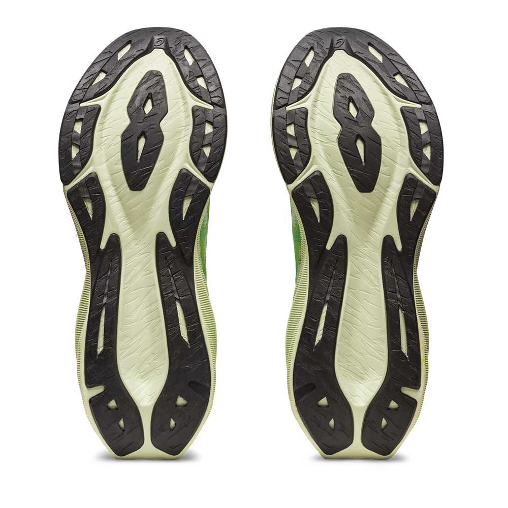 Men's Novablast 3 LE Running Shoe - Whisper Green/Cilantro - Regular (D)