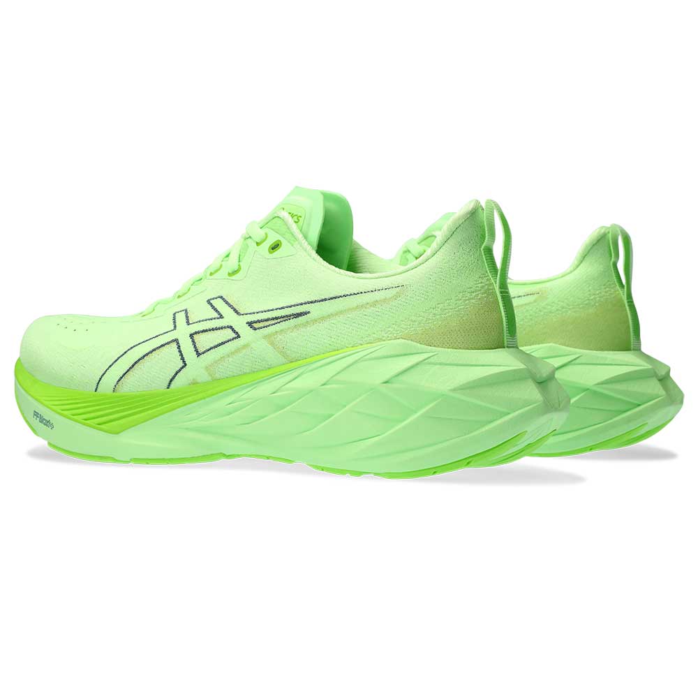 Men's Novablast 4 Running Shoe - Illuminate Green/Lime Burst - Regular (D)