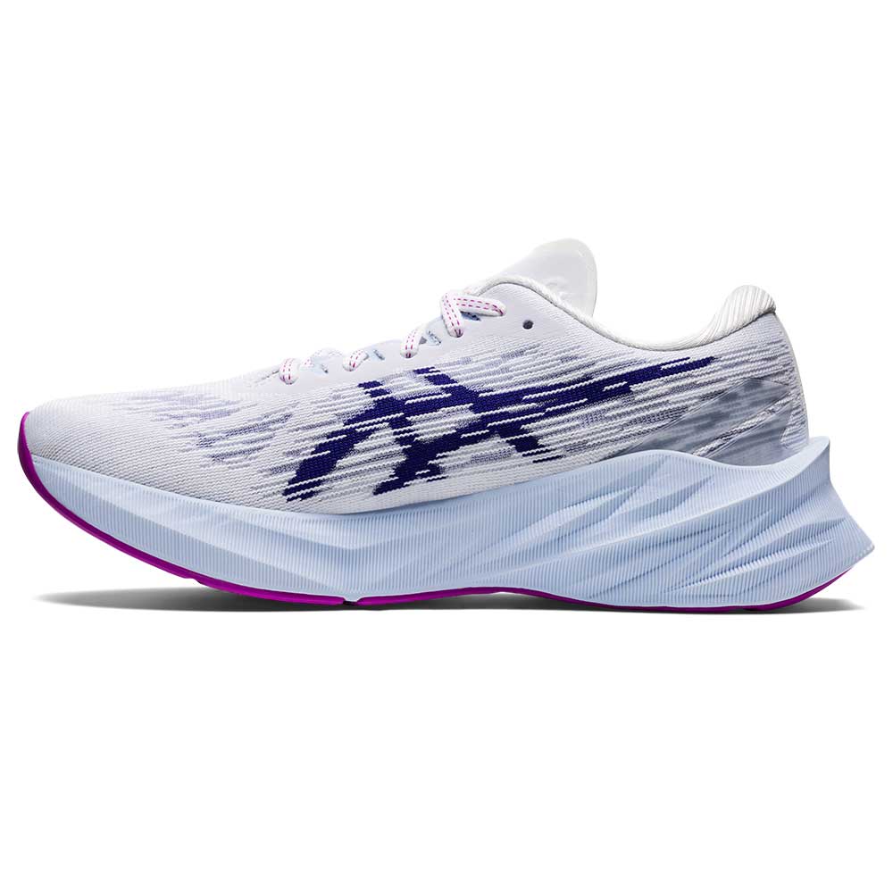 Women's Novablast 3 Running Shoe - White/Dive Blue - Regular (B)