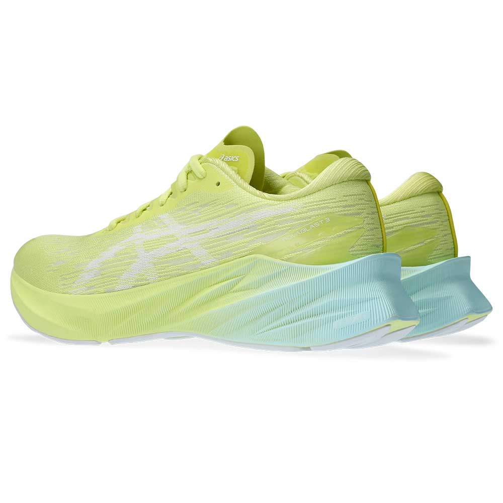 Women's Novablast 3 Running Shoe - Glow Yellow/White - Regular (B)