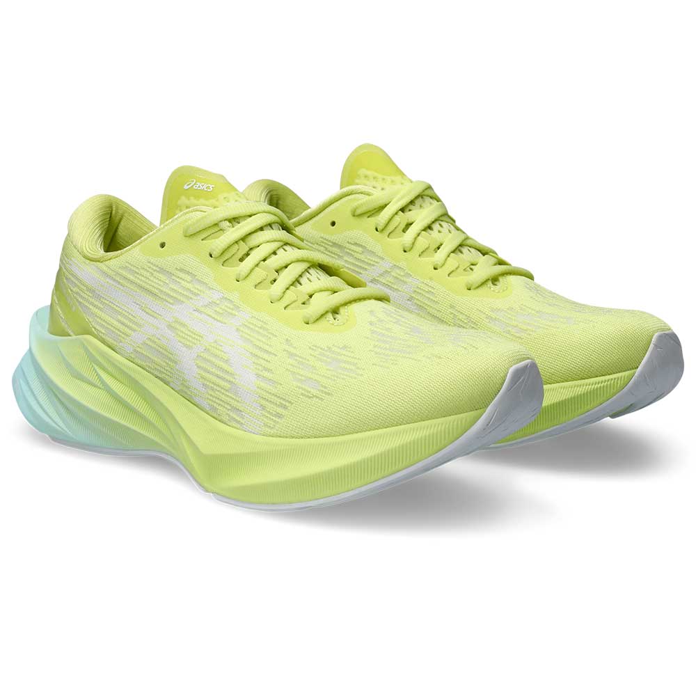 Women's Novablast 3 Running Shoe - Glow Yellow/White - Regular (B)