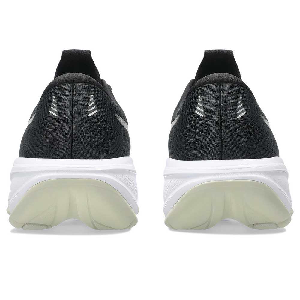 Women's Gel-Cumulus 28 - Black/White - Regular (B)