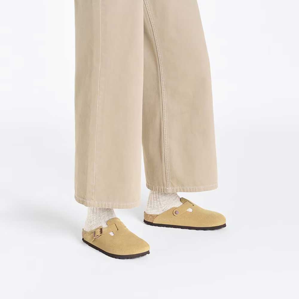 Boston Clog - Latte Cream - Regular/Wide