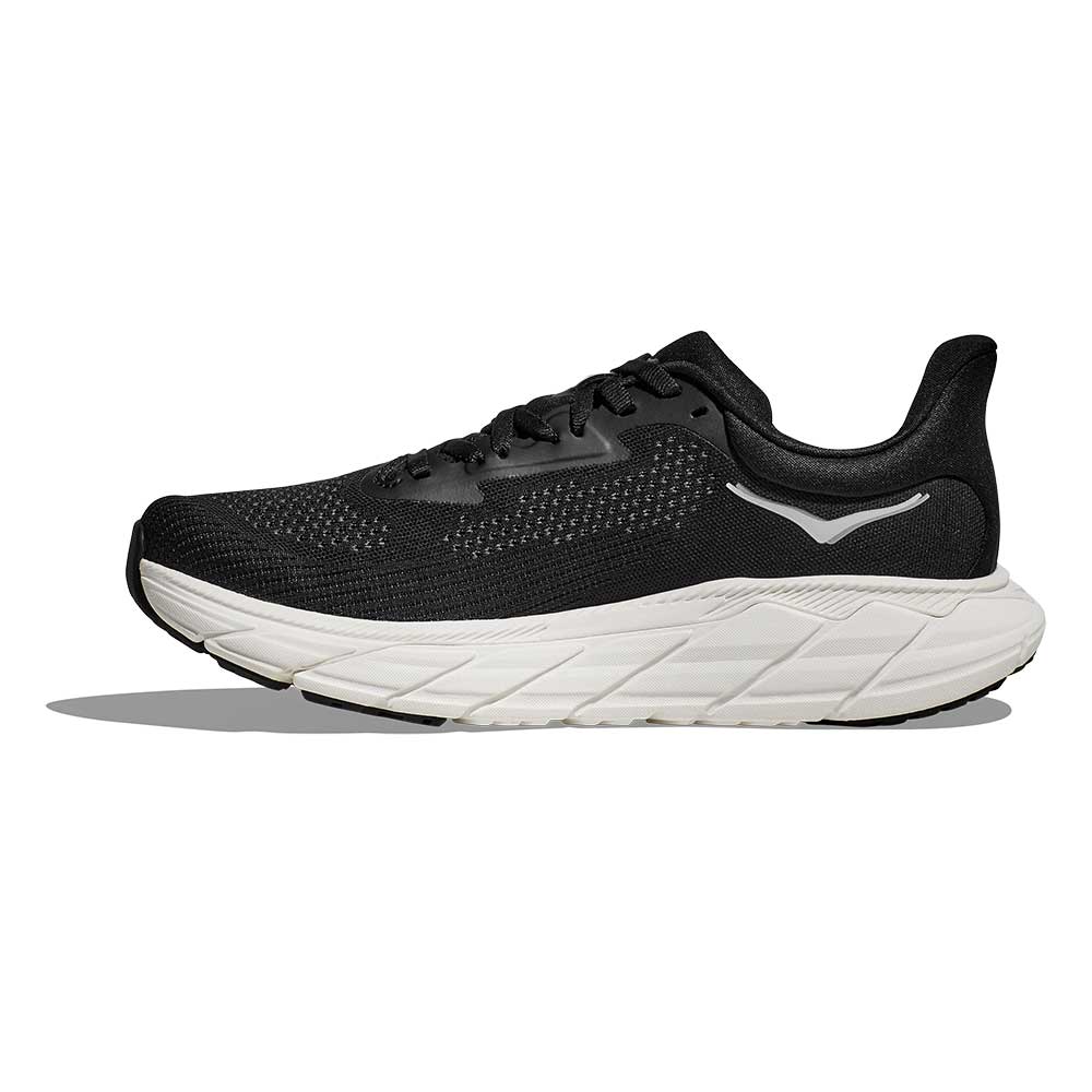 Women's Arahi 7 Running Shoe - Black/White - Regular (B)