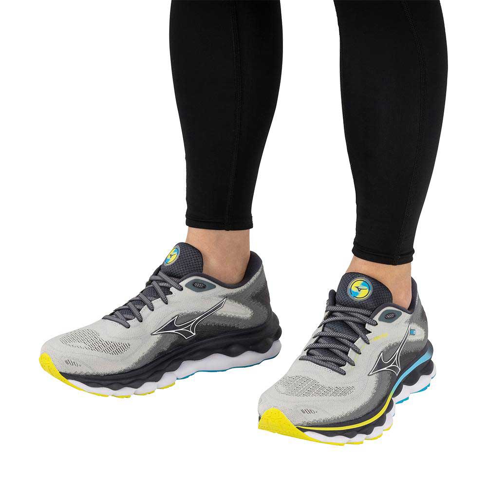 Men's Wave Sky 7 Running Shoe - Pearl Blue/White - Regular (D)