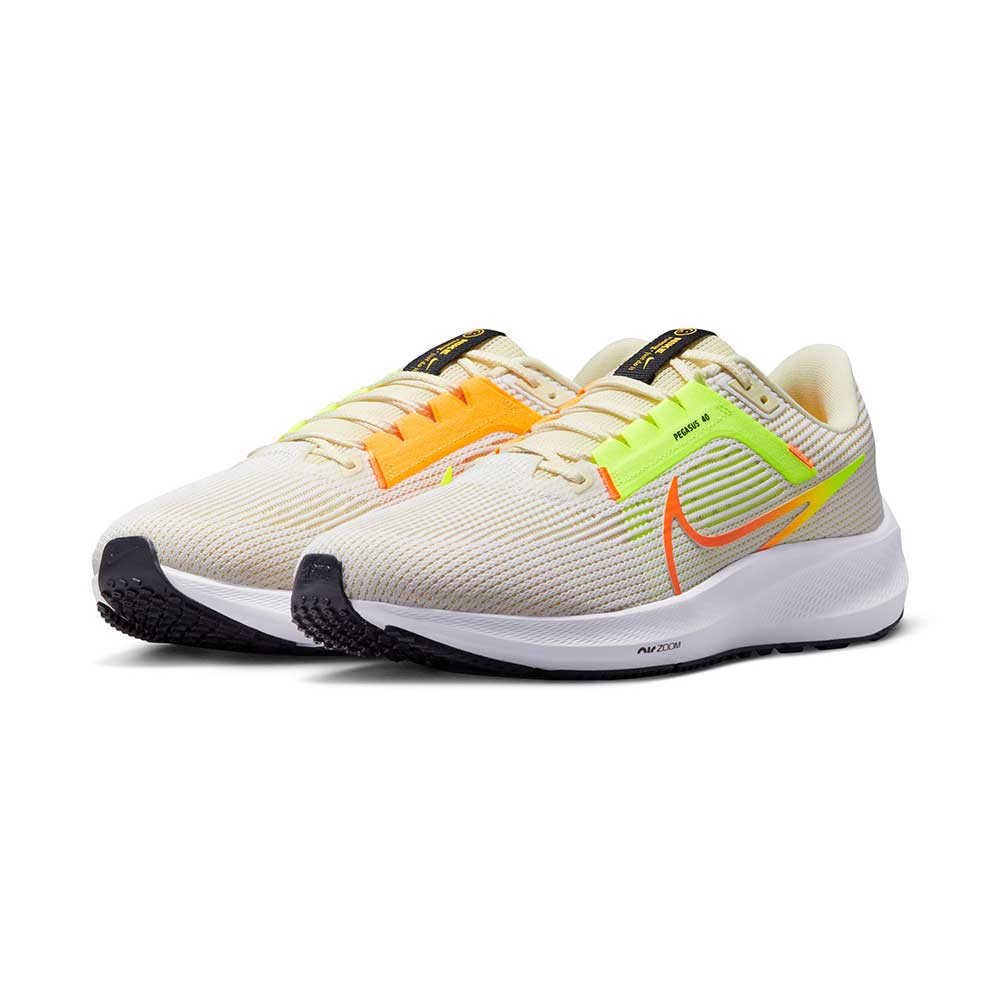Men's Air Zoom Pegasus 40 Running Shoe - White/Multi Color/Coconut - Regular (D)