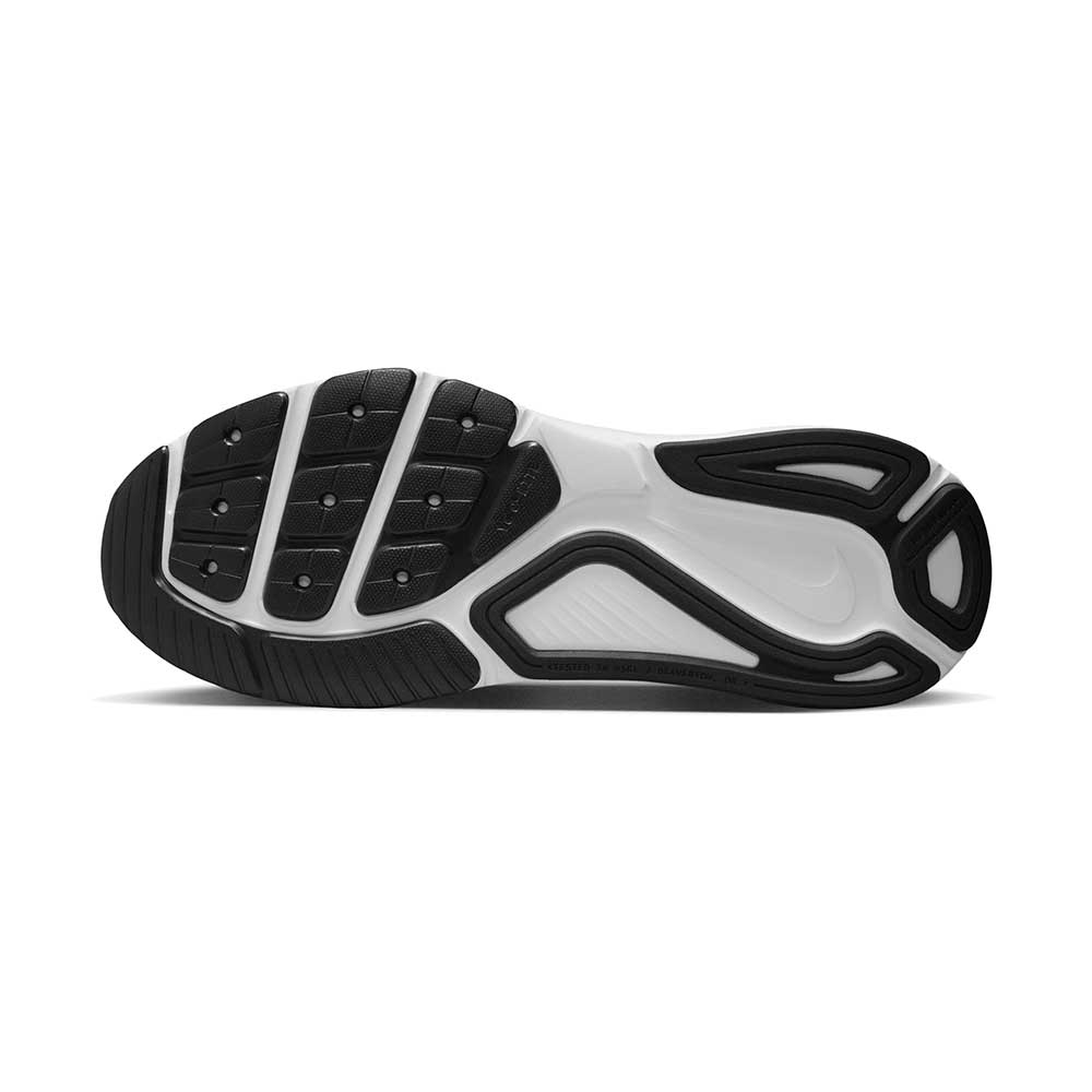 Women's Nike Structure 26 Running Shoe - Black/White/Cool Grey/Metallic Silver - Regular (B)