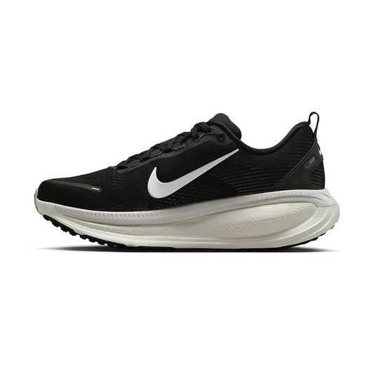 M Nike Vomero 18 (D) - Black/Summit White/Coconut Milk