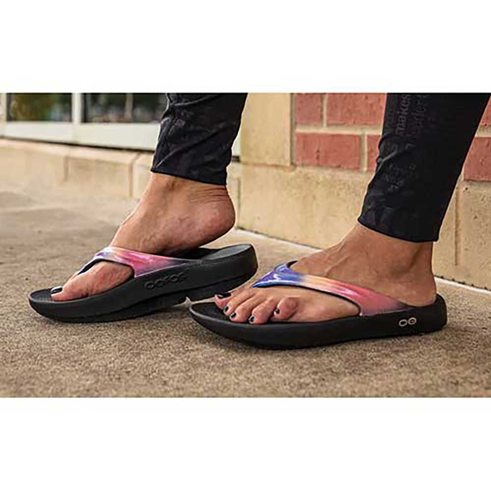 Women's OOlala Luxe Sandal - Horizon - Regular (B)