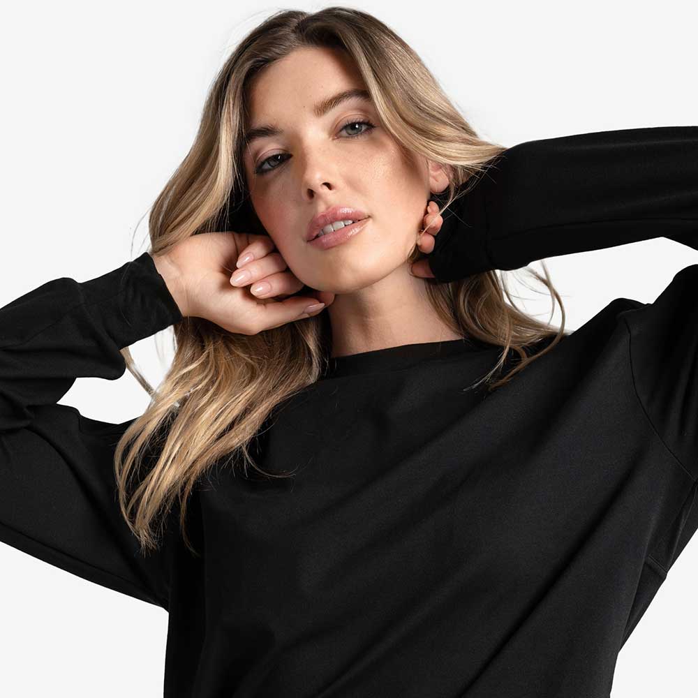 Women's Om Tech Crew Neck Long Sleeve Top - Black Beauty