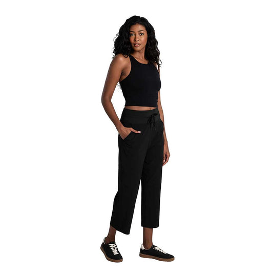 Women's Momentum Crop - Black Beauty