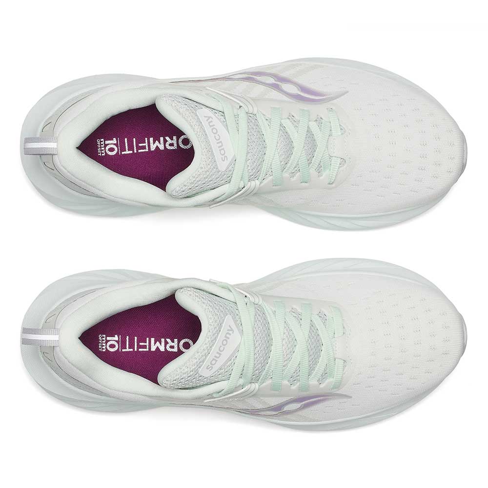 Women's Triumph 22 Running Shoe - White/Foam - Regular (B)