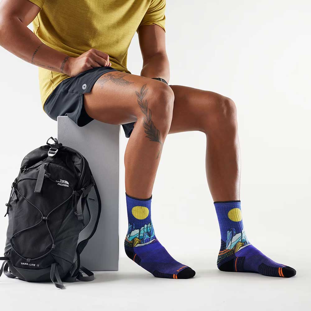 Men's Hike Targeted Cushion Mountain Myth Print Crew - Deep Navy