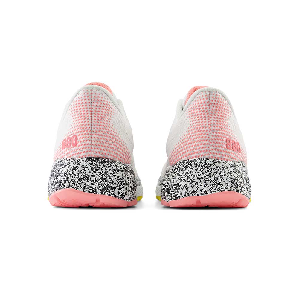 Women's Fresh Foam X 880v13 Running Shoe - Find Your Start - White/Grapefruit - Regular (B)