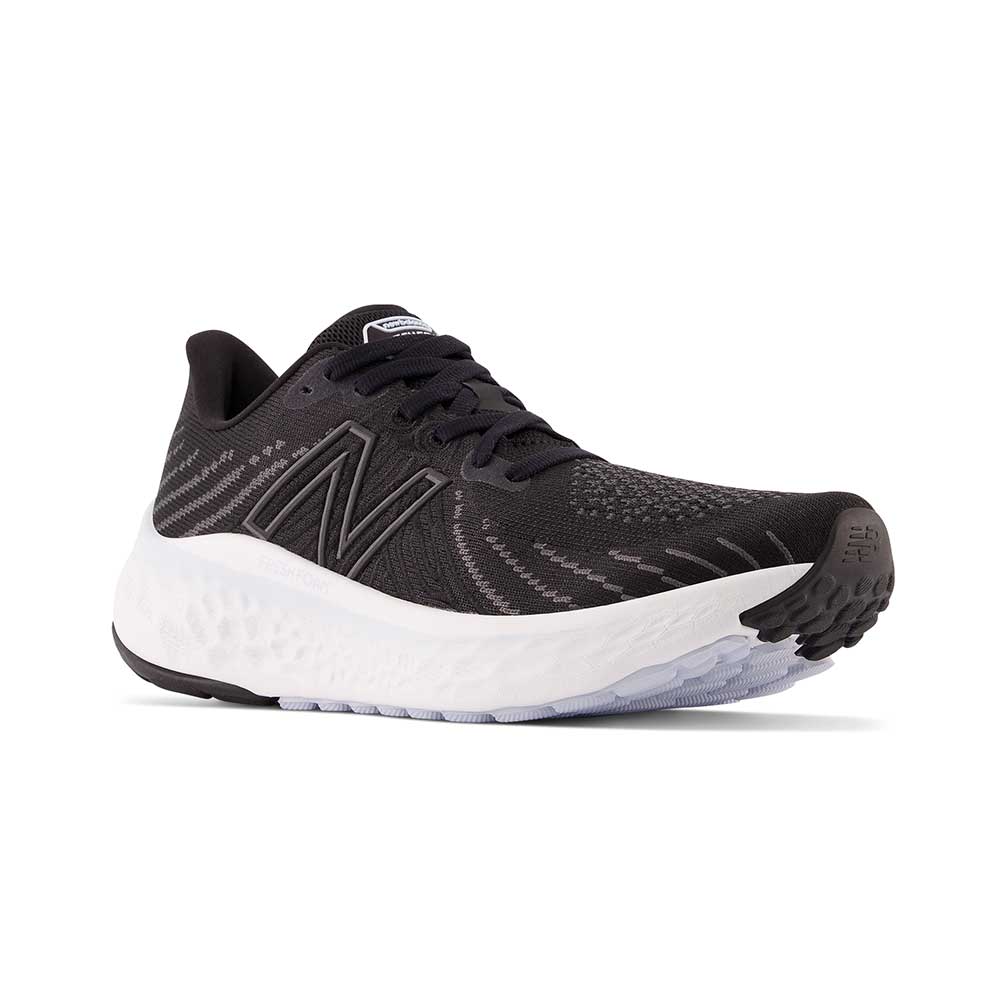 Women's Fresh Foam X Vongo v5 Running Shoe- Black/Starlight - Regular (B)