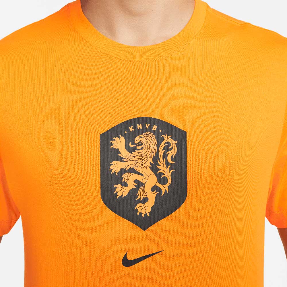 Men's KNVB Crest World Cup 22 Tee - Orange Peel