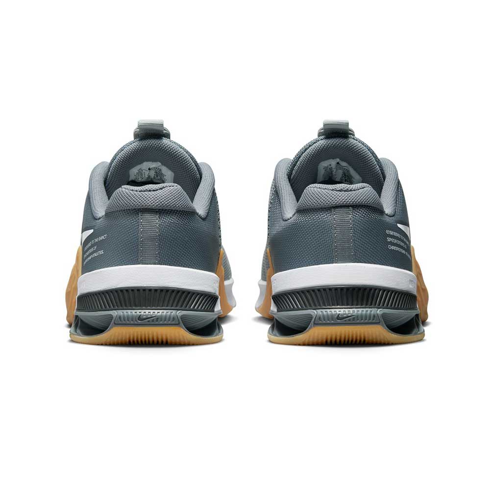 Men's Metcon 8 Cross Training Shoe - Smoke Grey/White/Dk Smoke Grey - Regular (D)