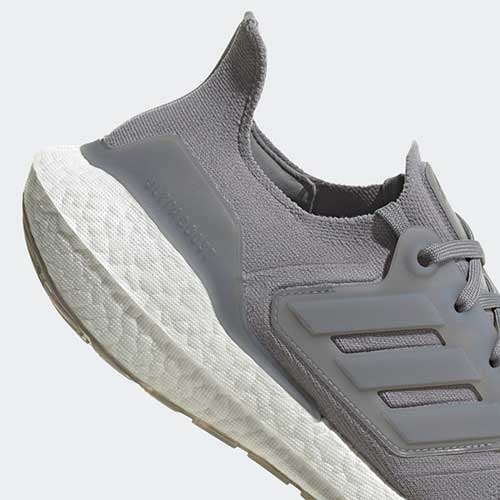 Men's ULTRABOOST 22 - Grey Three/Grey Three/Core Black - Regular (D)