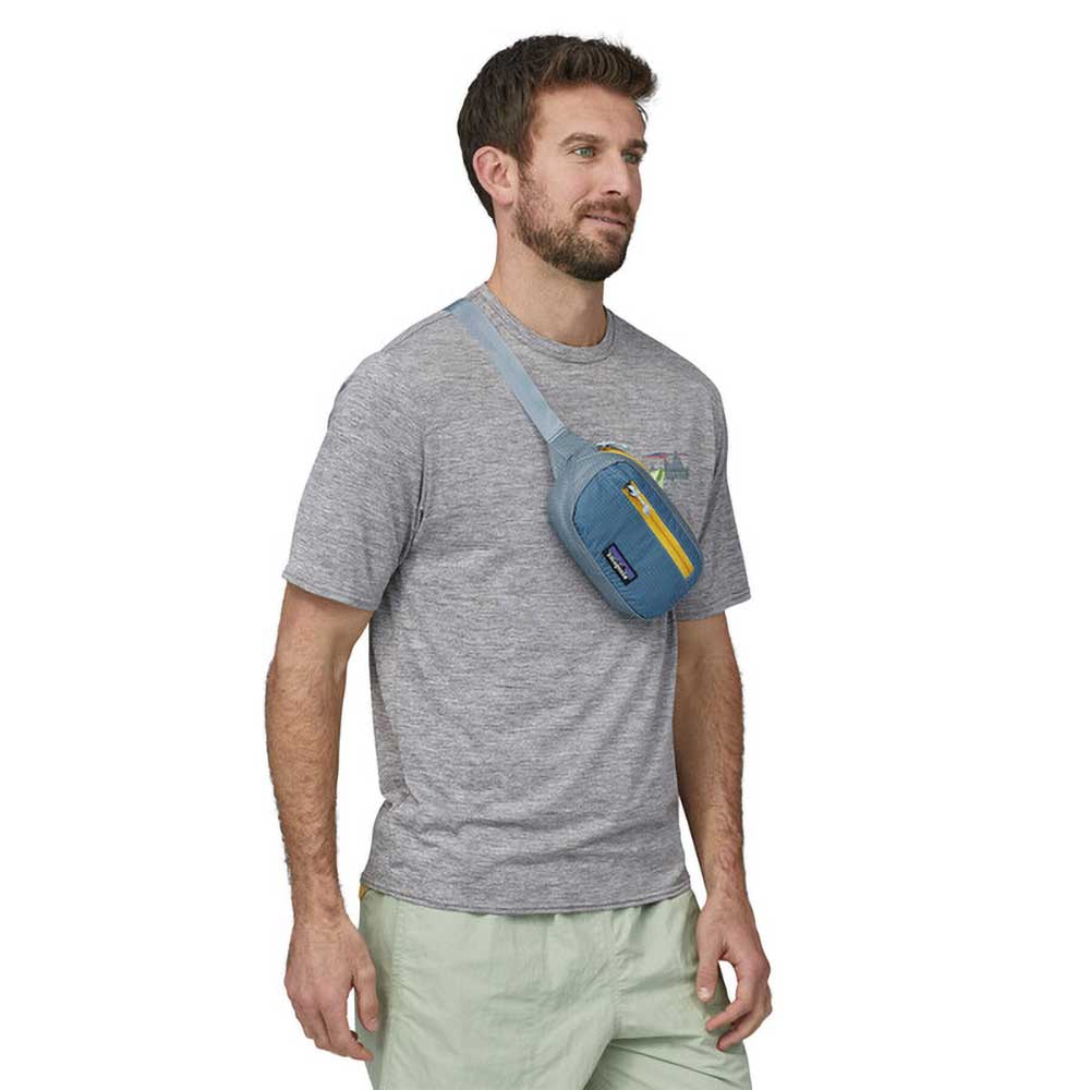 Ultralight Black Hole Mini Hip Pack - Steam Blue