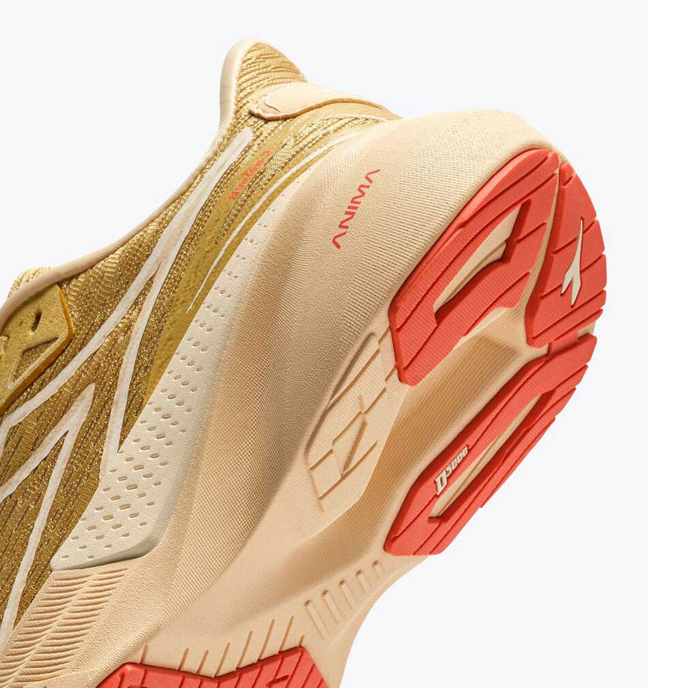 Women's Nucleo 2 Running Shoe - Rattan/Buttercream - Regular (B)