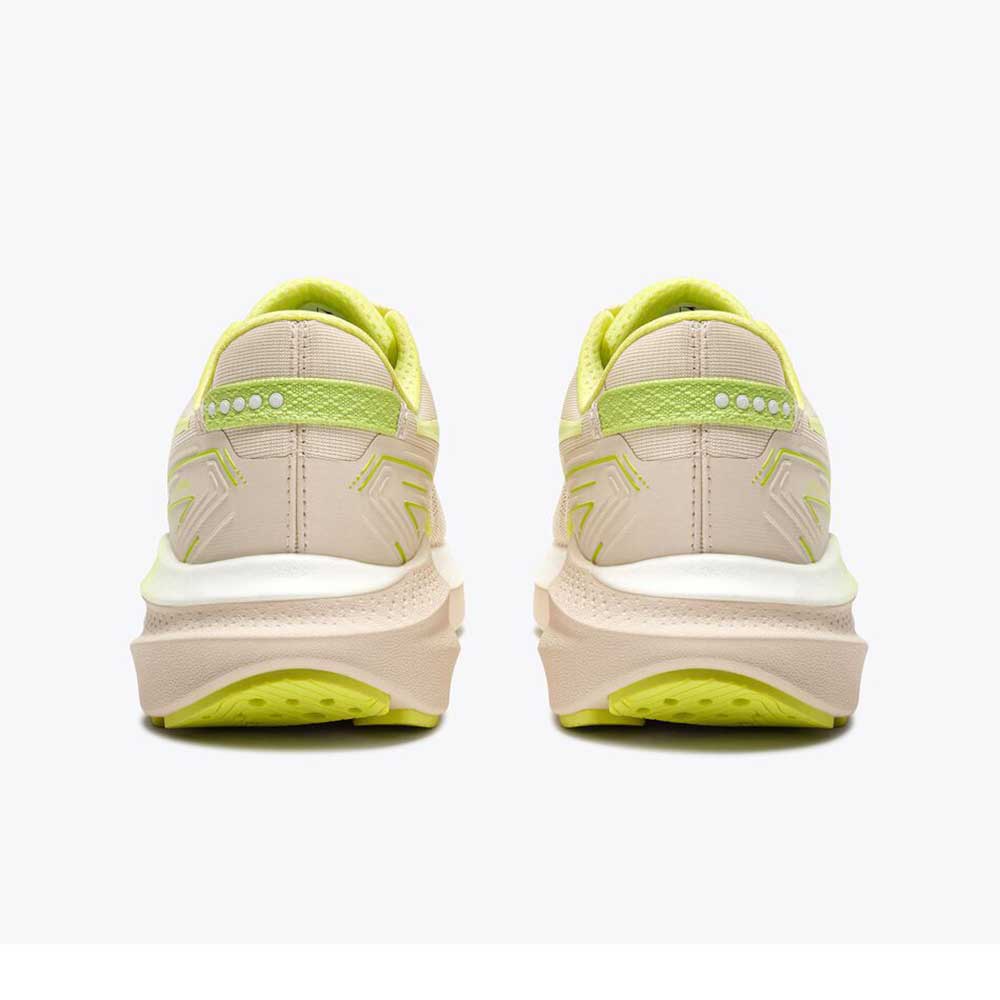 Women's Mythos Blushield Vigore 4 Running Shoe - Buttercream/Minced Quince - Regular (B)