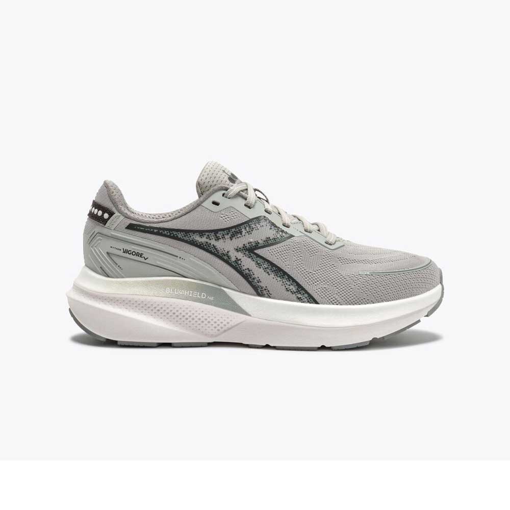 Women's Mythos Blushield Vigore 4 (B) - Silver/Forged Iron