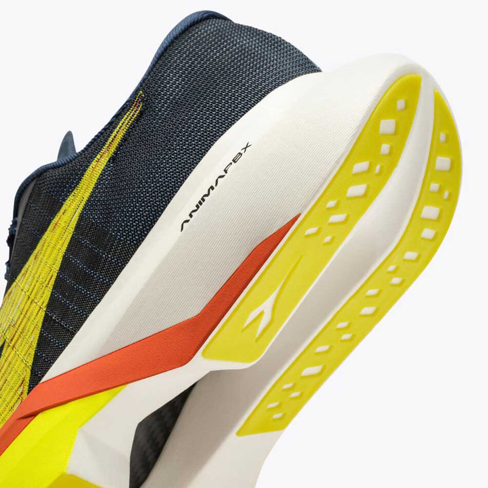 Gara Carbon 3 Running Shoe - K Denim/Slphr Sprg/Sclt Ibis - Regular (D)
