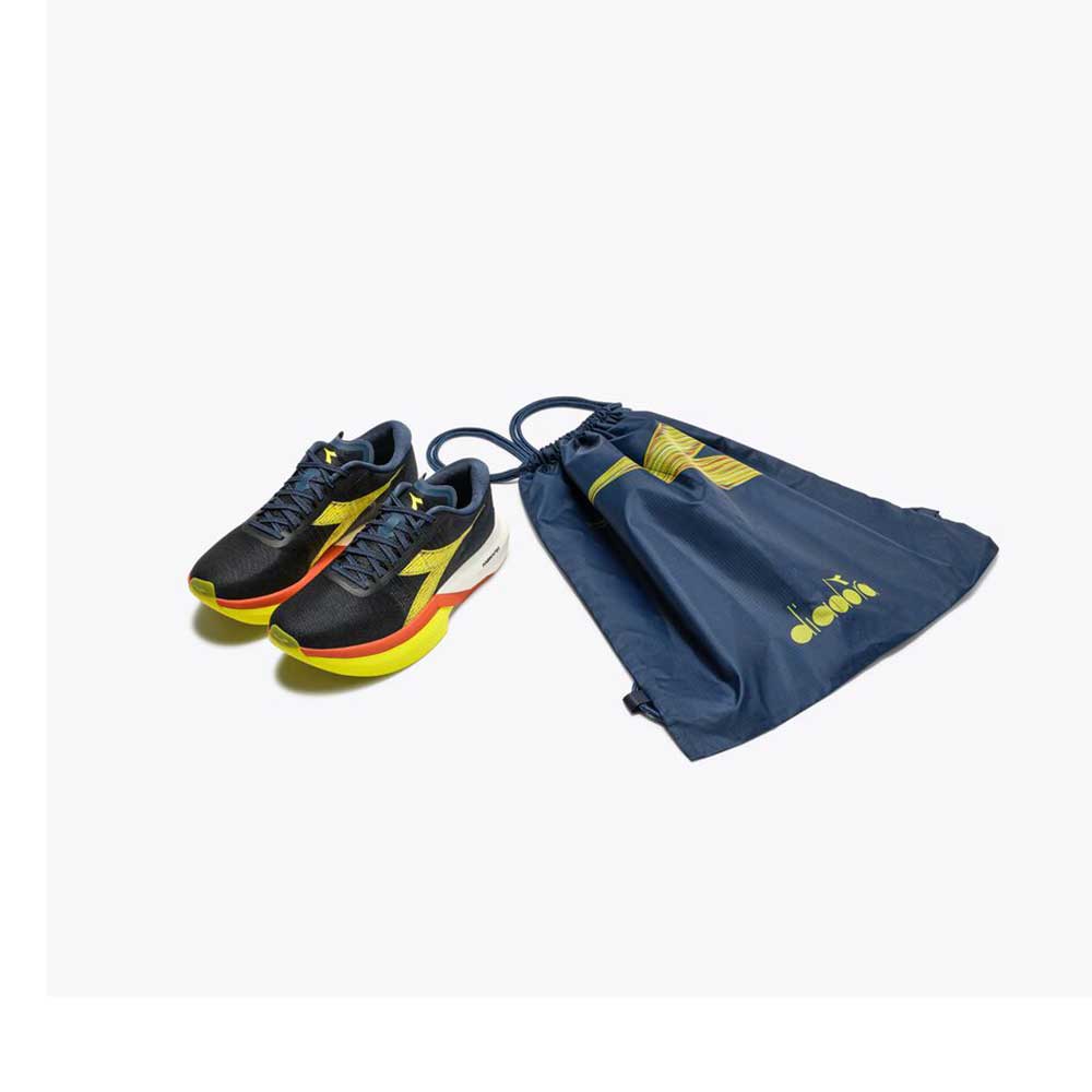 Gara Carbon 3 Running Shoe - K Denim/Slphr Sprg/Sclt Ibis - Regular (D)