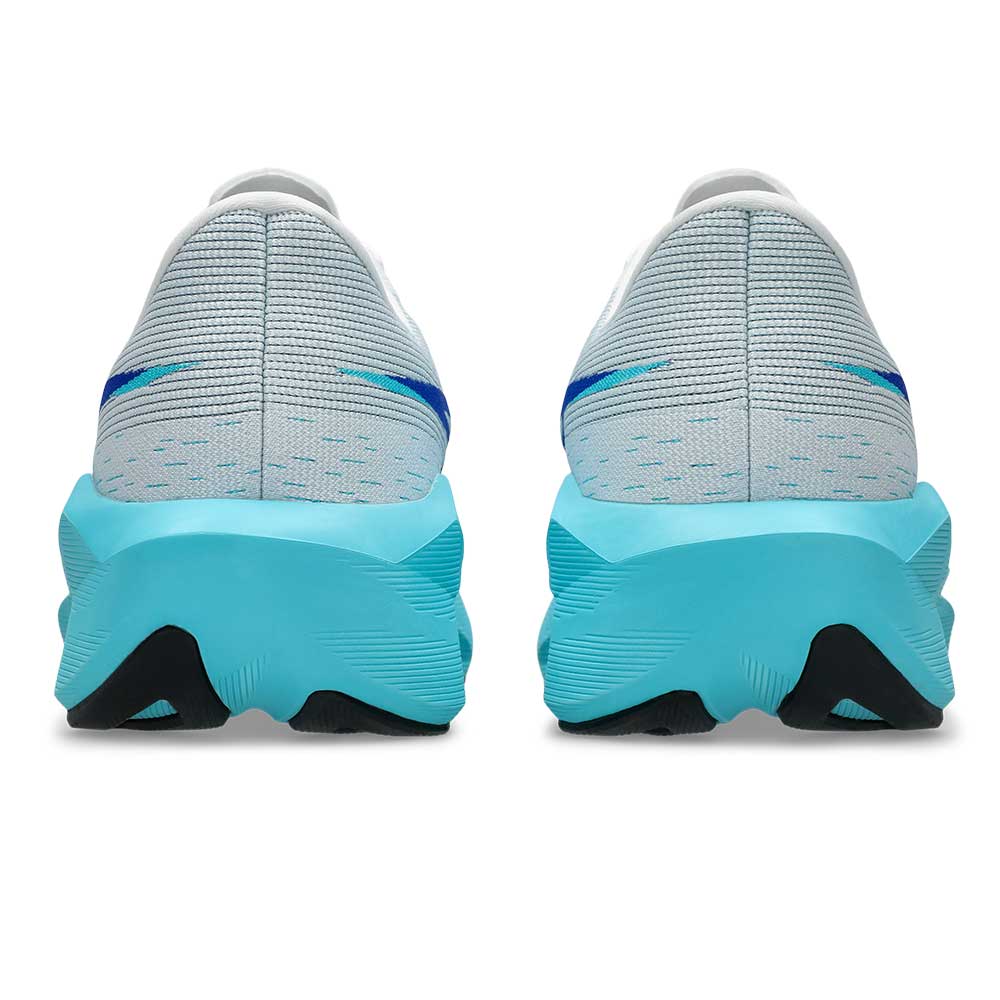 Men's Novablast 6 - White/Energy Aqua - Regular (D)