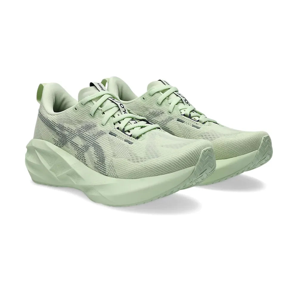 Women's Novablast 5 Running Shoe - Whisper Green/Monument Blue - Regular (B)