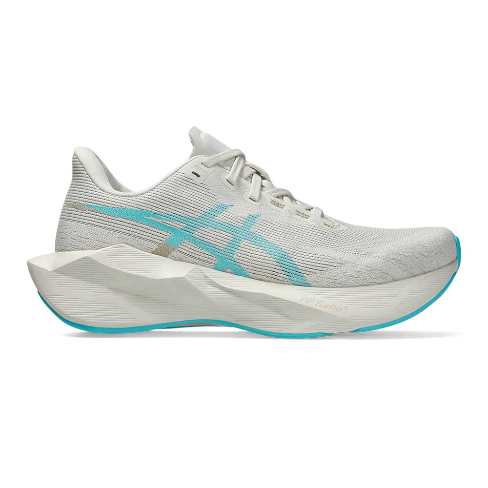 Women's Novablast 6 Running Shoe - Soft Oat/Energy Aqua - Regular (B)