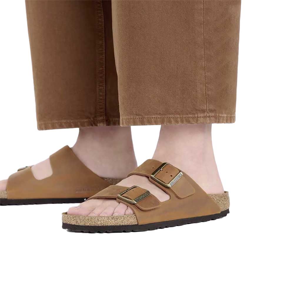 Women's Arizona Oiled Leather Sandal - Cognac - Medium/Narrow (B)