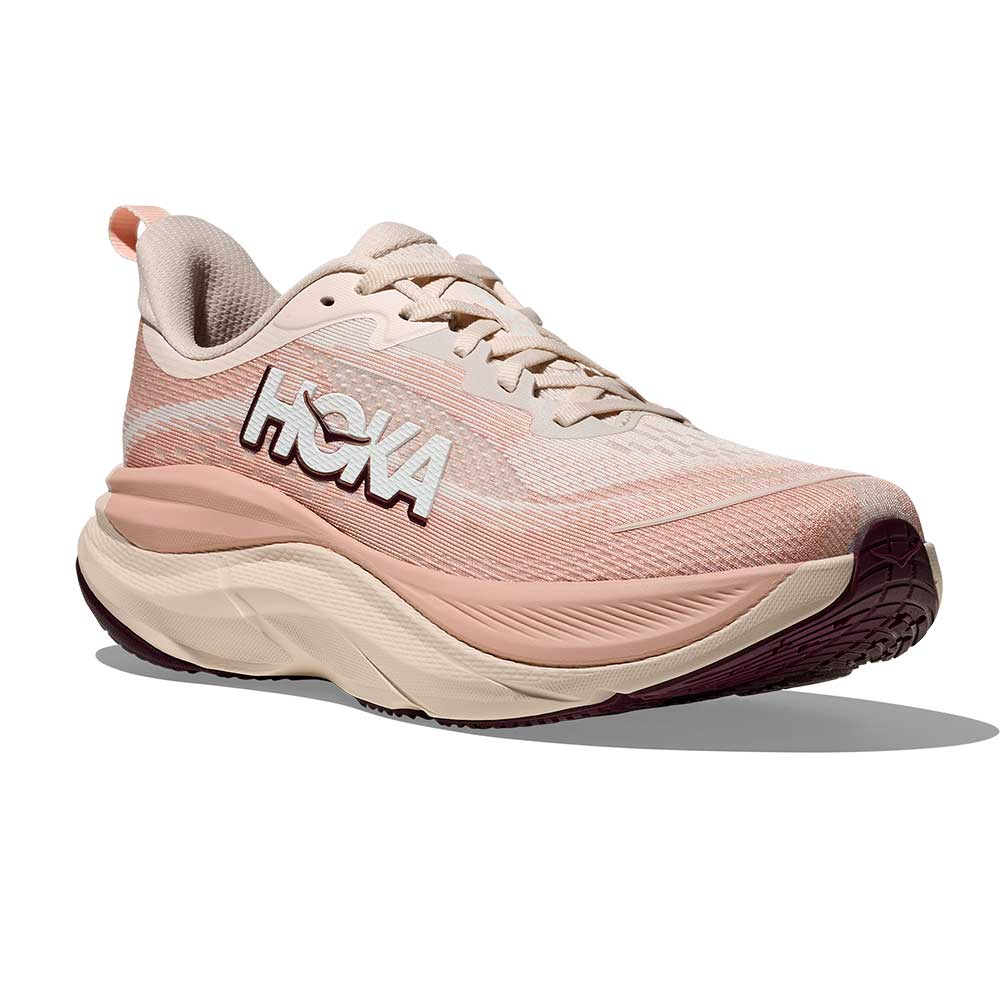 Women's Skyflow Running Shoe - Rose Cream/Rose Latte - Regular (B