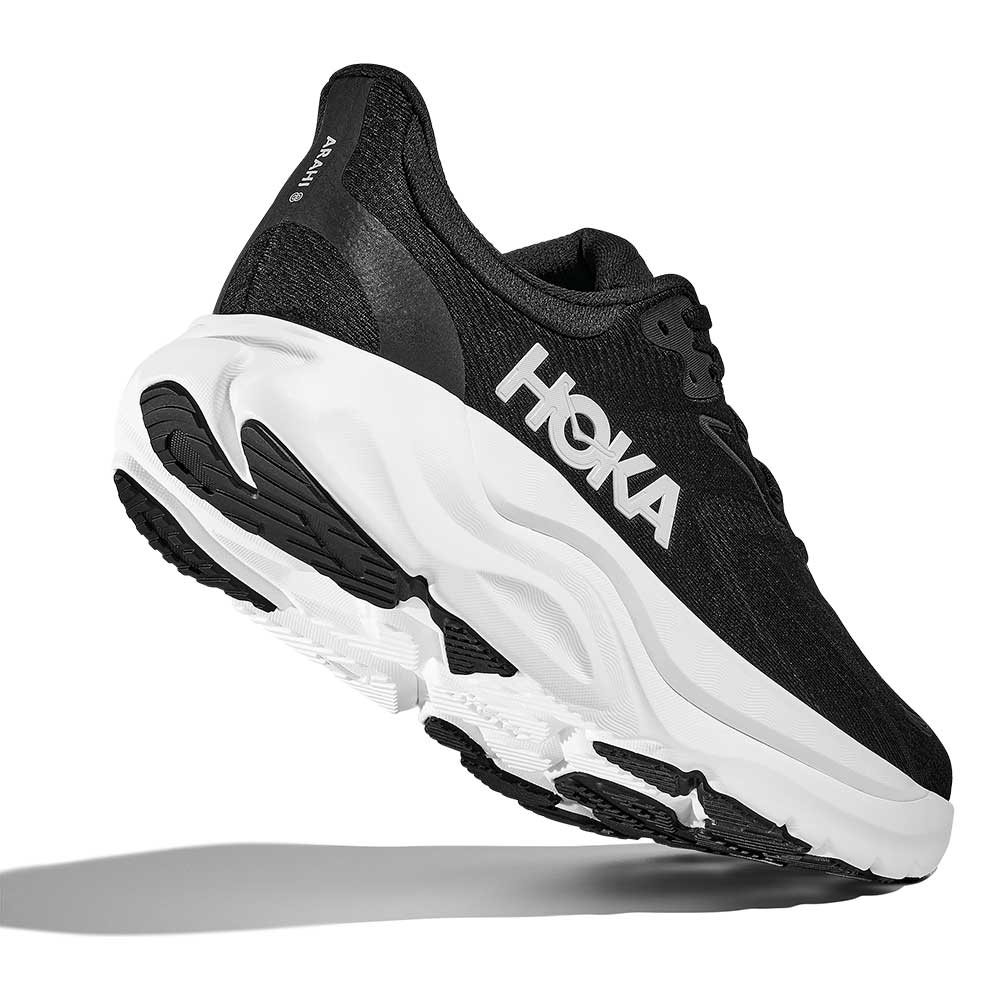 Women's Arahi 8 Running Shoe - Black/White - Regular (B)