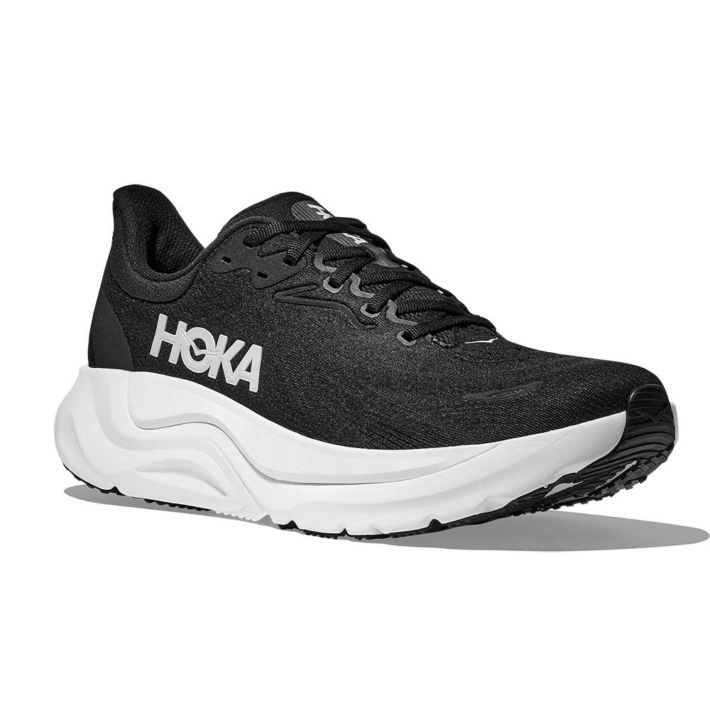 Women's Arahi 8 Running Shoe - Black/White - Regular (B)