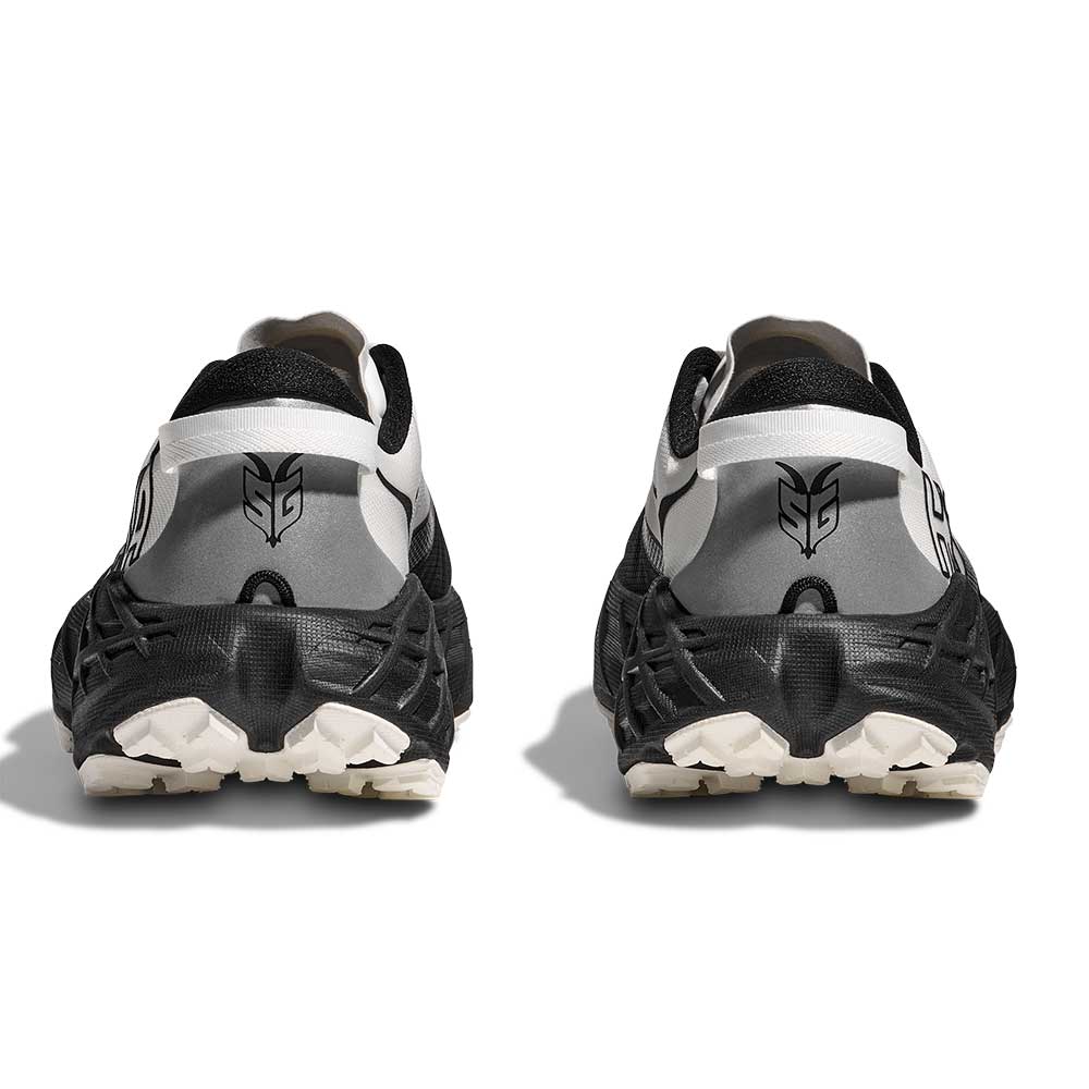 Men Speedgoat 7 Trail Running Shoe - Black/White - Regular (D)