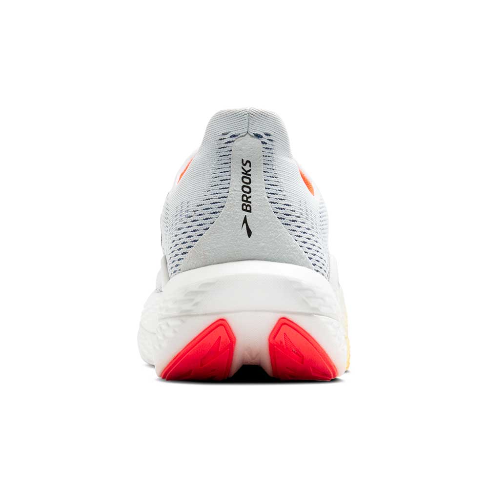 Women's Hyperion Max 2 Running Shoe - Illusion/Coral/Black - Regular (B)