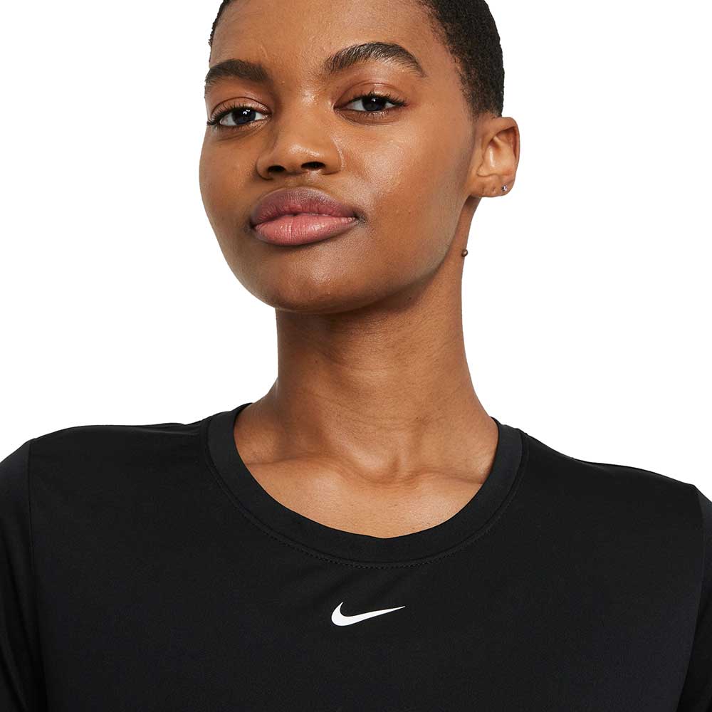 Women's Nike Dri-FIT One Standard Fit Short Sleeve Cropped Top - Black