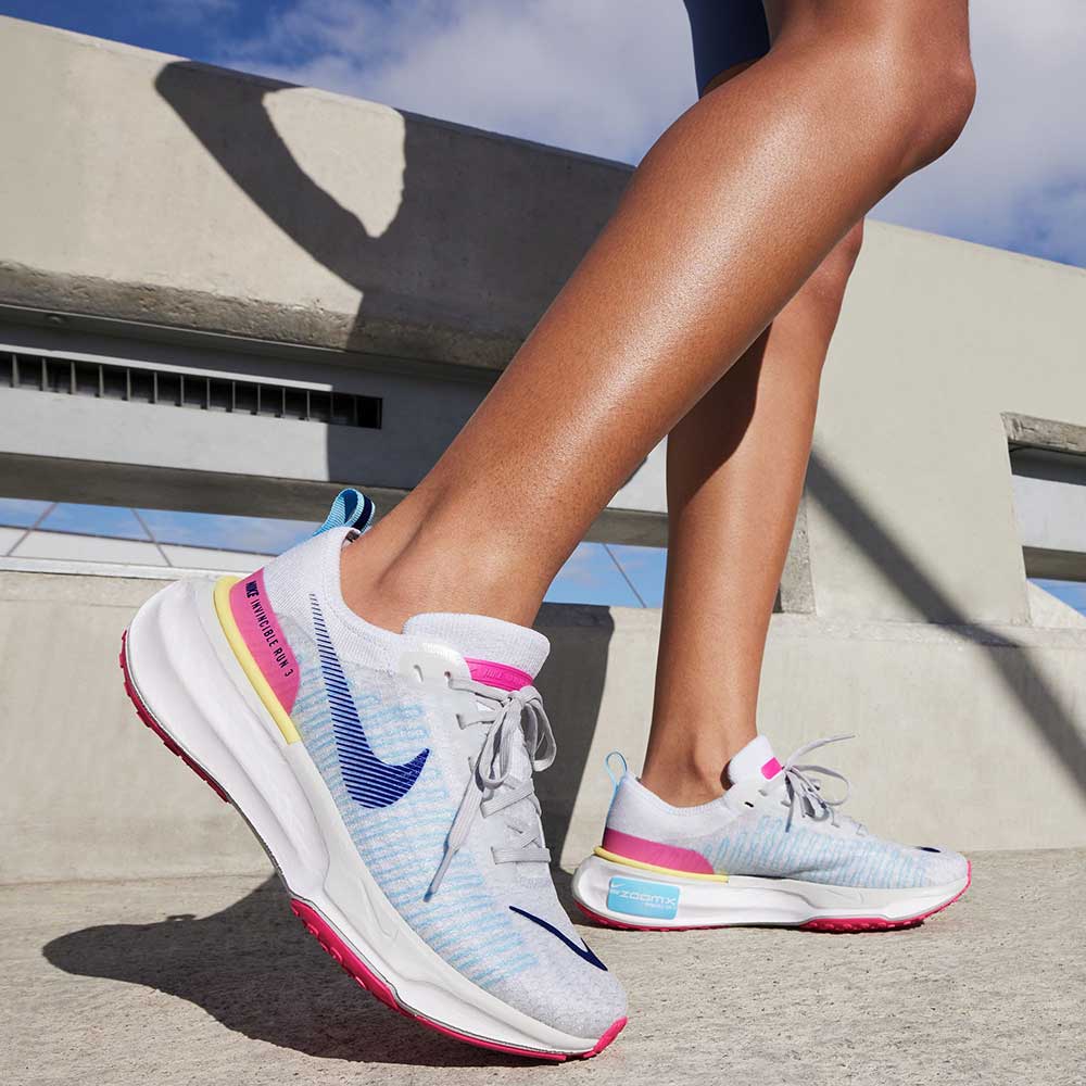 Women's Invincible 3 Running Shoe -White/Photon Dust/Fierce Pink/Deep –  Gazelle Sports