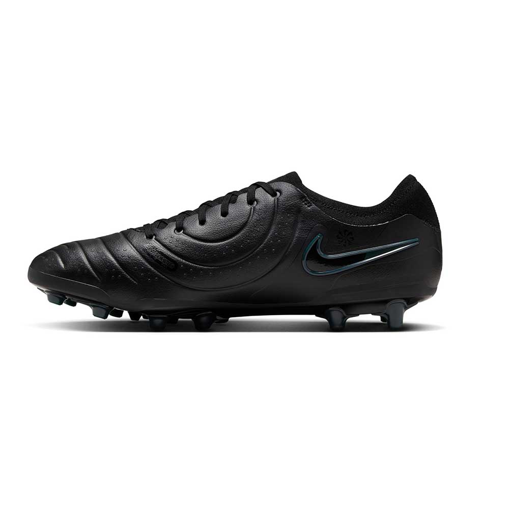 Nike blackout soccer cleats deals