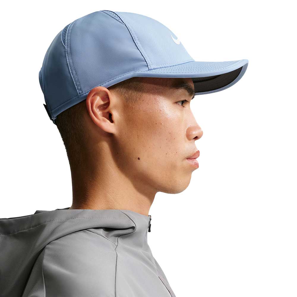 Nike Dri-FIT AeroBill Featherlight Club Cap - Work Blue/White