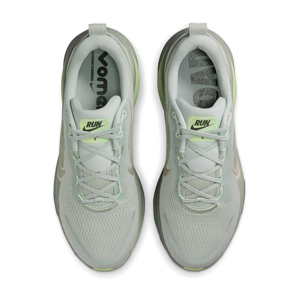 Men's Vomero 18 Running Shoe - Light Silver/College Grey/Barely Volt - Regular (D)