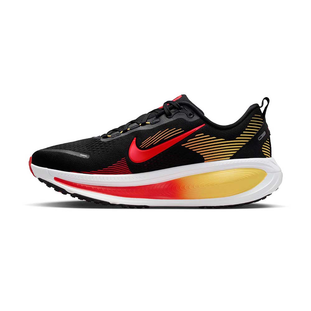 Men's Nike Vomero 18 Running Shoe - Black/Bright Crimson/Light Crimson - Regular (D)
