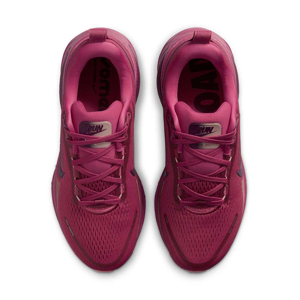 Women's Vomero 18 Running Shoe - Sweet Beet/Bordeaux Red/Stardust - Regular (B)